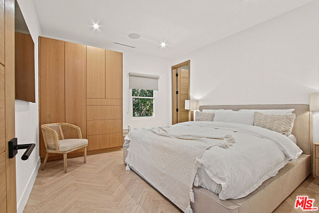 MLS #25578319 image #44