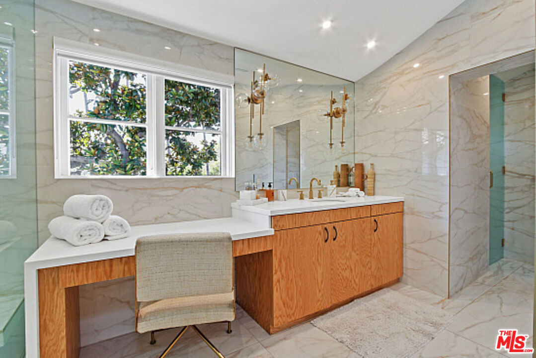 MLS #25578319 image #52