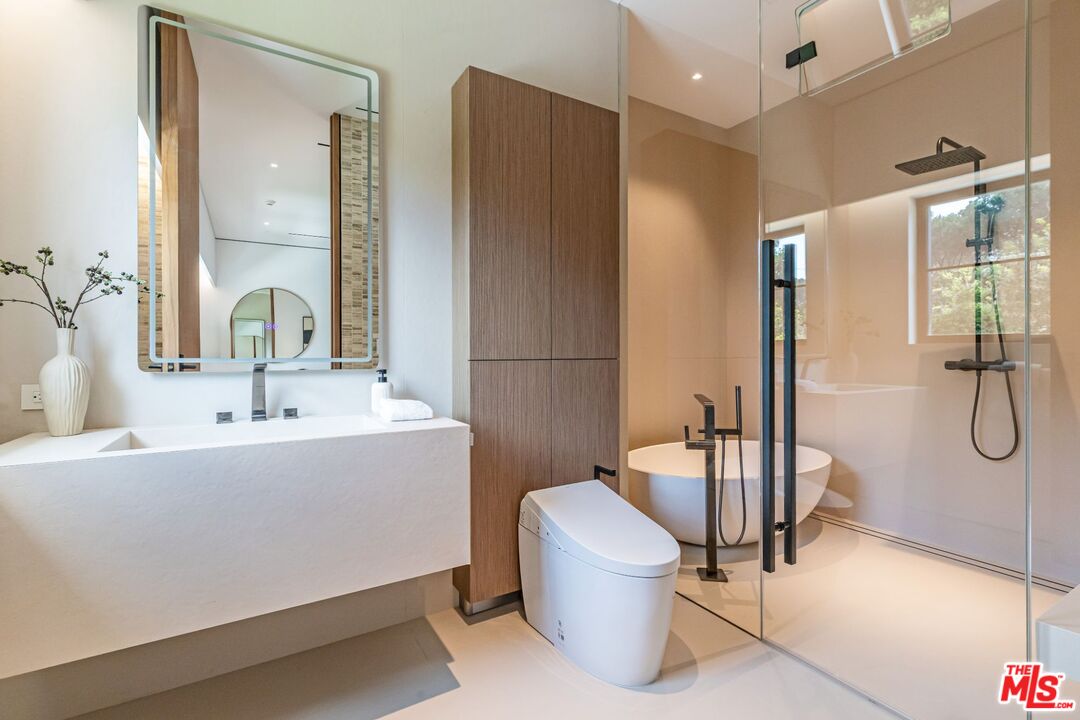 MLS #25579063 image #34