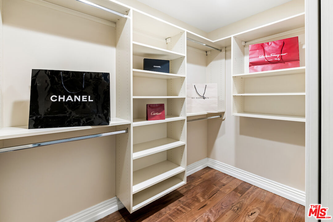 MLS #25579257 image #26