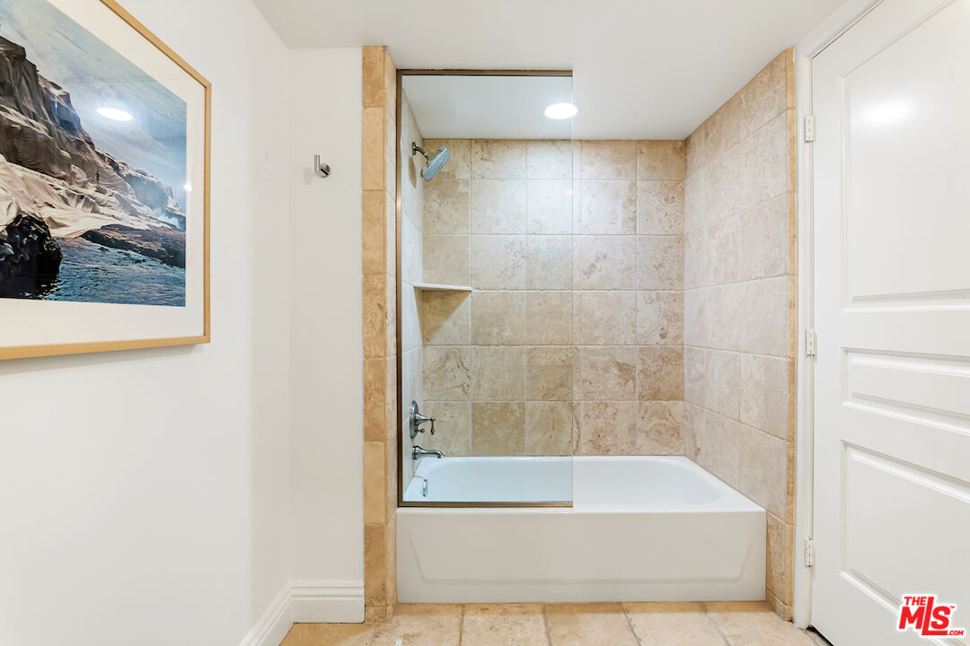 MLS #25579257 image #29