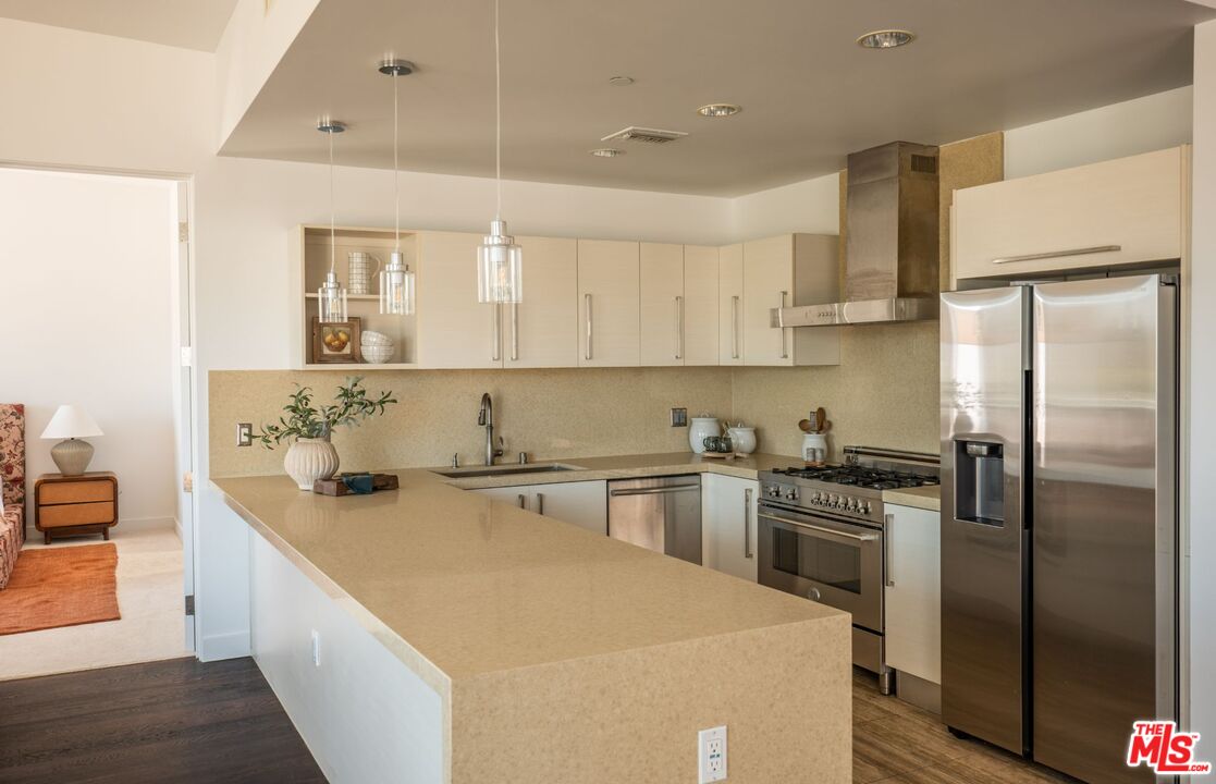 MLS #25581175 image #16