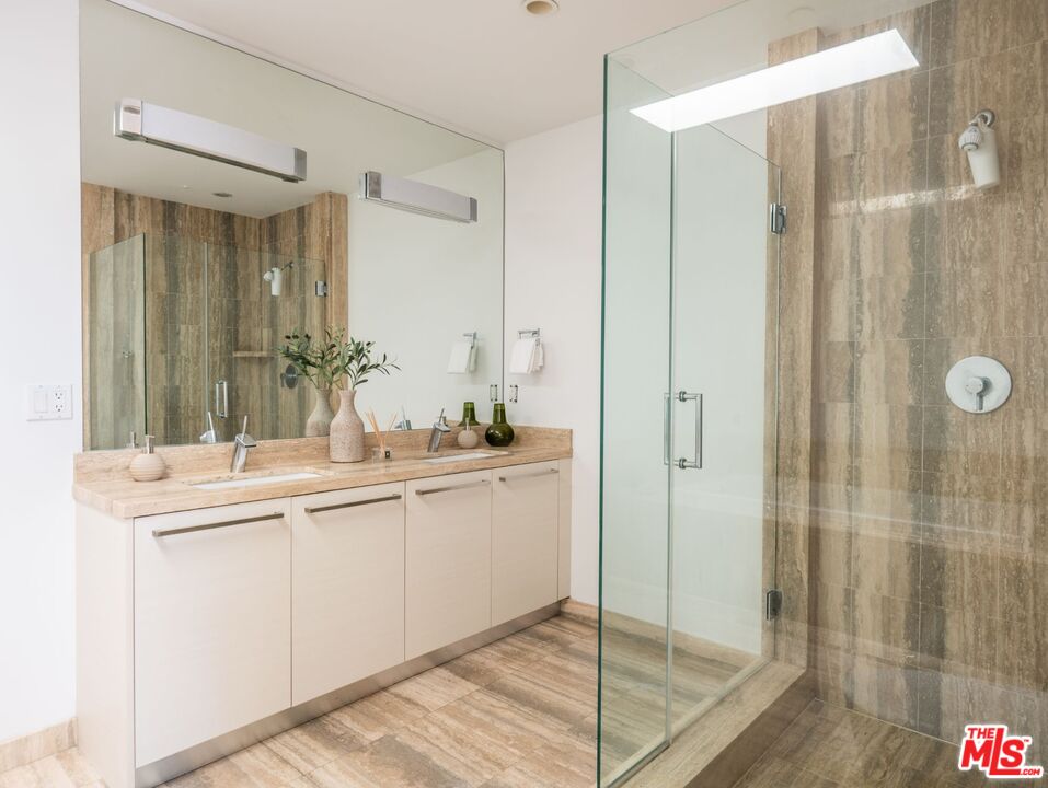 MLS #25581175 image #21