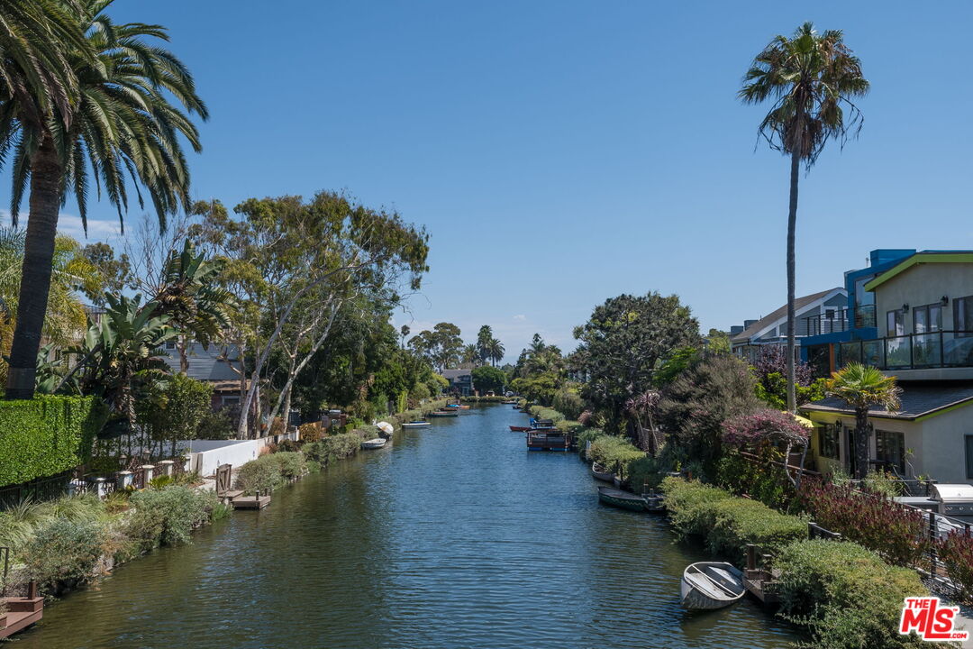 MLS #25582413 image #50