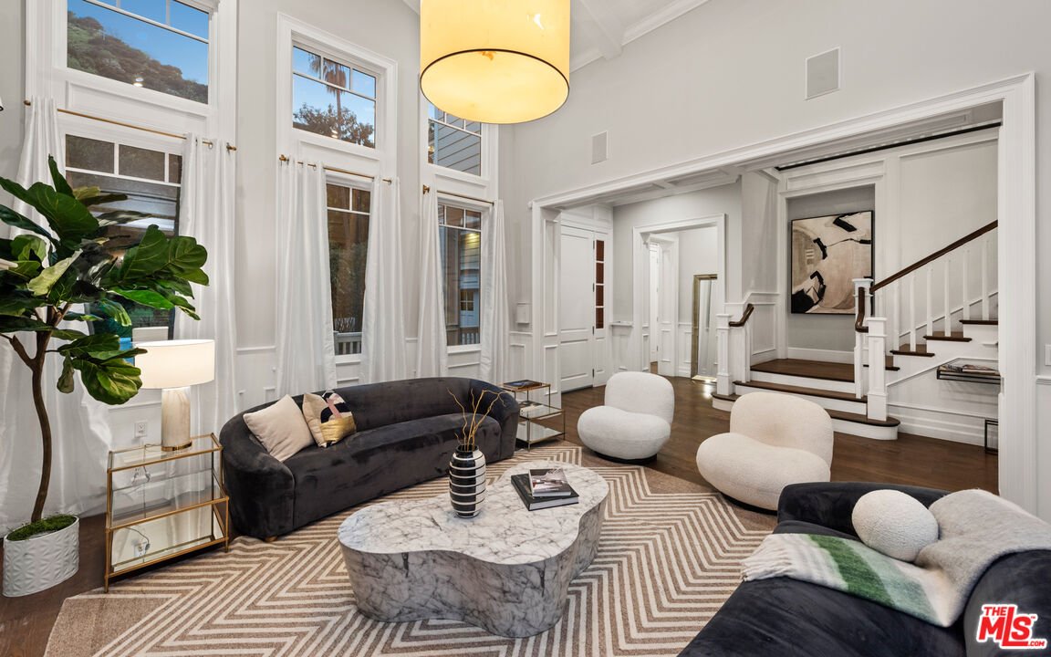 MLS #25582685 image #18