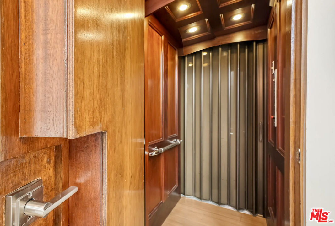 MLS #25583149 image #0