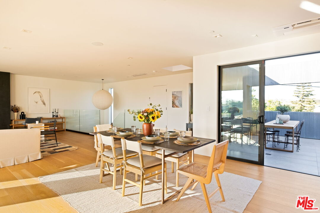 MLS #25584147 image #10