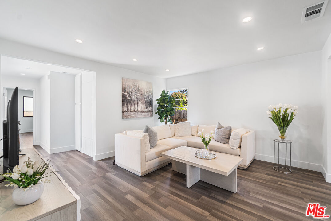 MLS #25585031 image #4