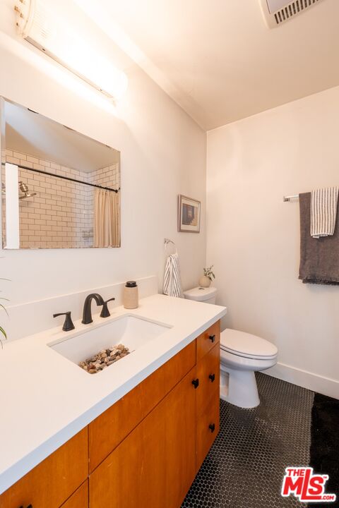 MLS #25585629 image #19