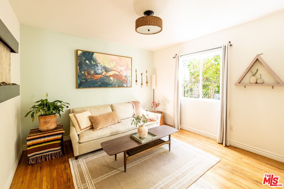 MLS #25585629 image #29