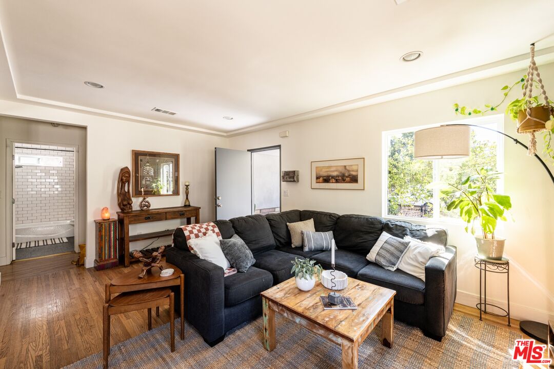 MLS #25585629 image #7