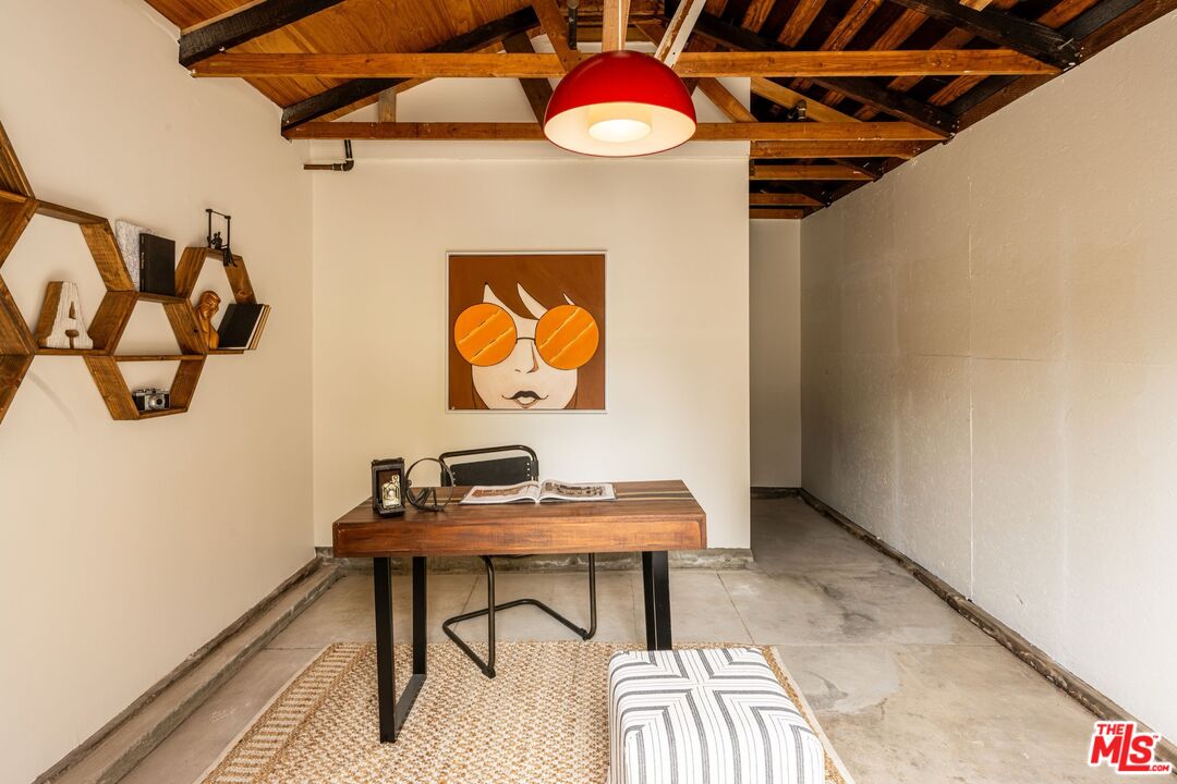 MLS #25585711 image #33