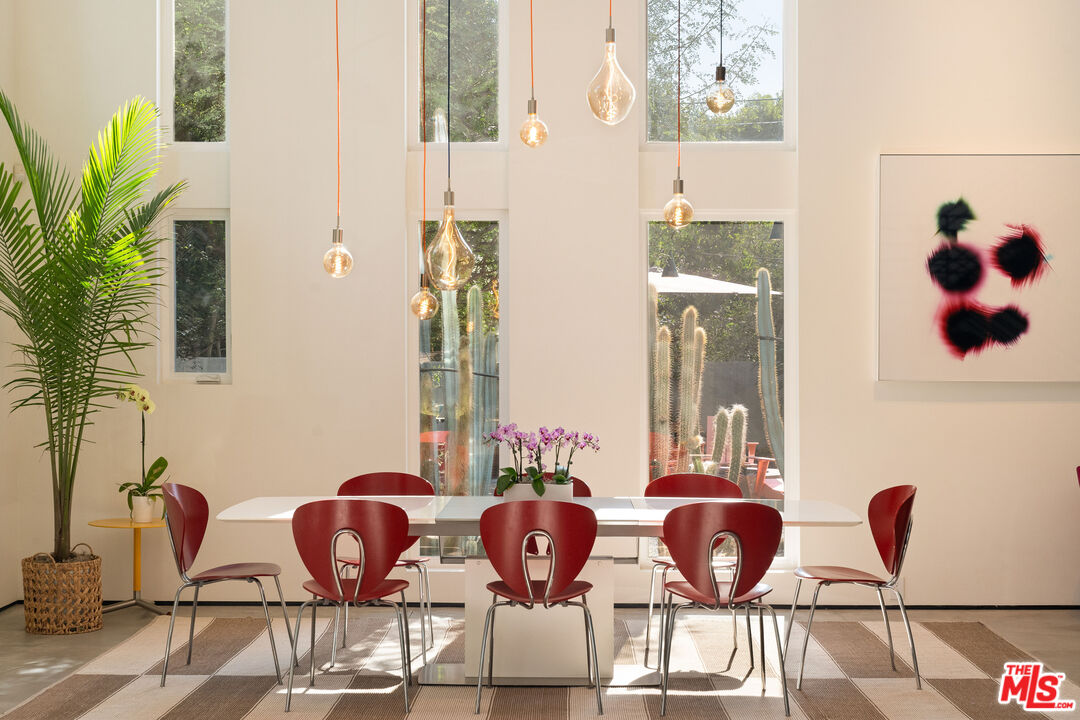 MLS #25585915 image #3