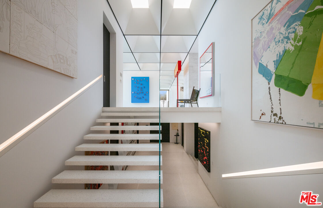 MLS #25586149 image #19