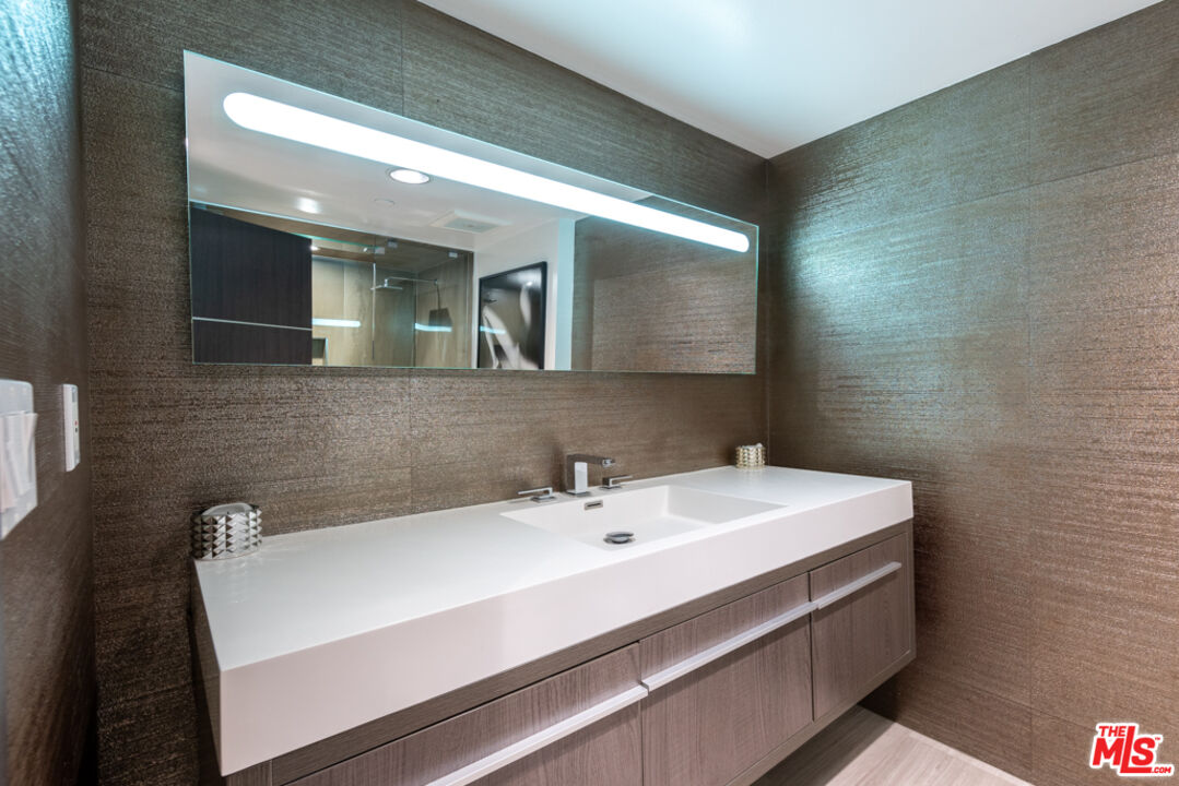 MLS #25586889 image #40