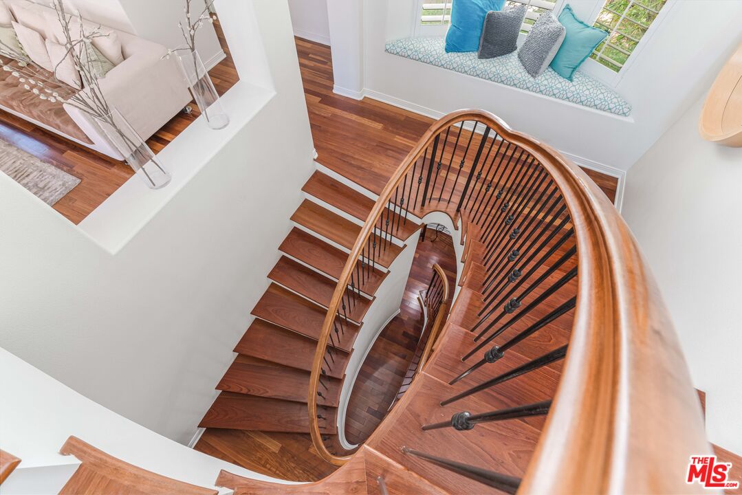 MLS #25586973 image #28