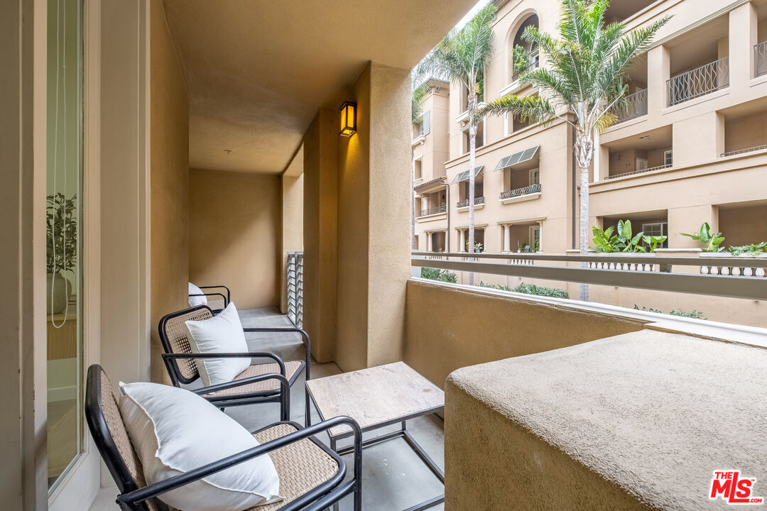 MLS #25587063 image #24