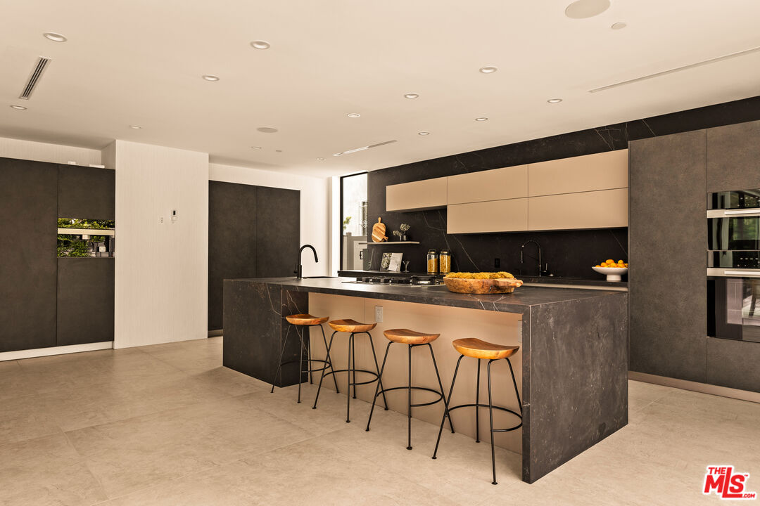 MLS #25587365 image #6