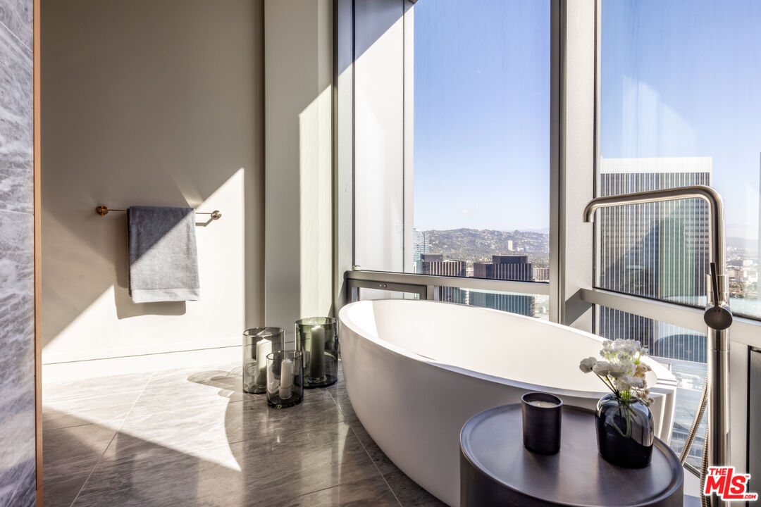 MLS #25587915 image #8