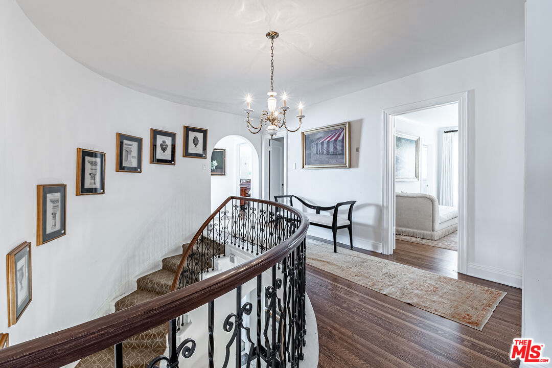 MLS #25588025 image #24