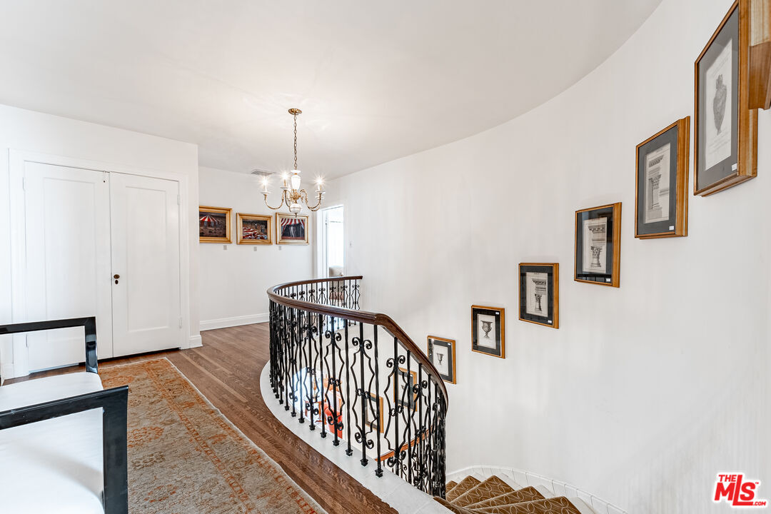 MLS #25588025 image #25