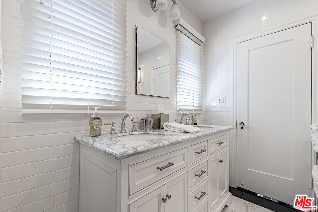 MLS #25588025 image #28