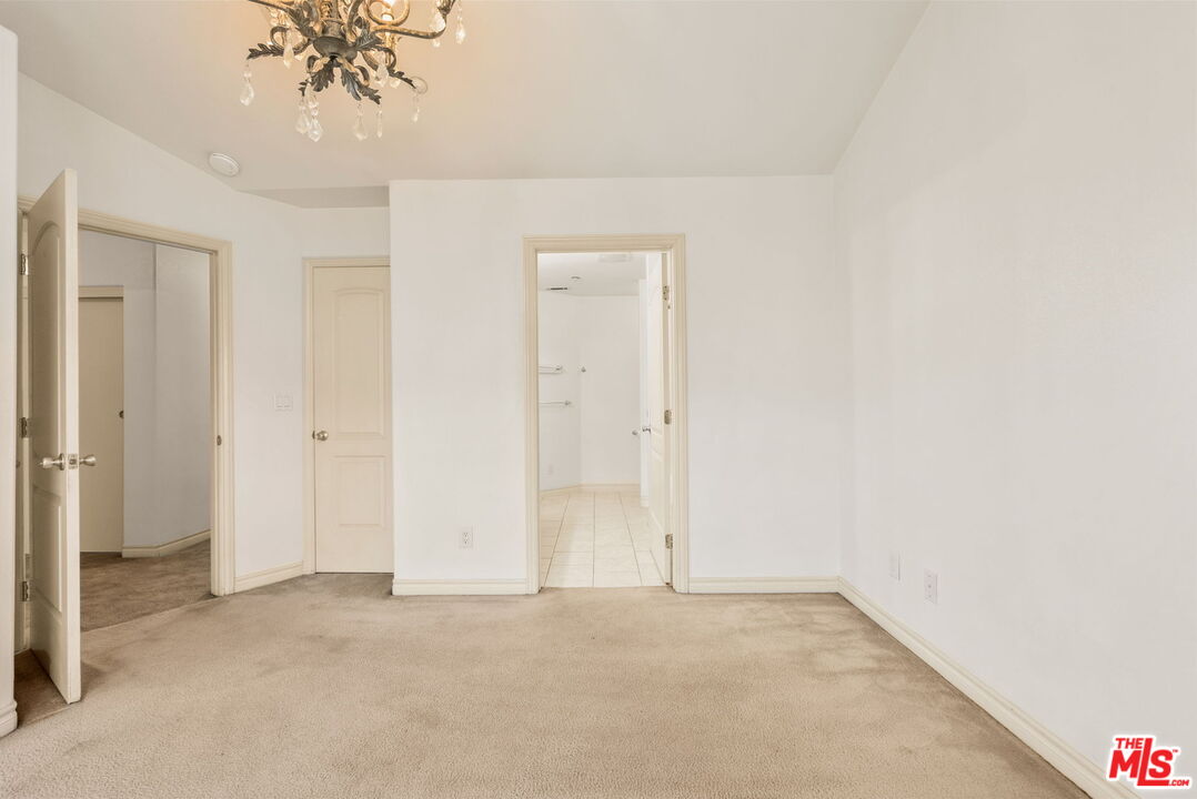 MLS #25588147 image #27