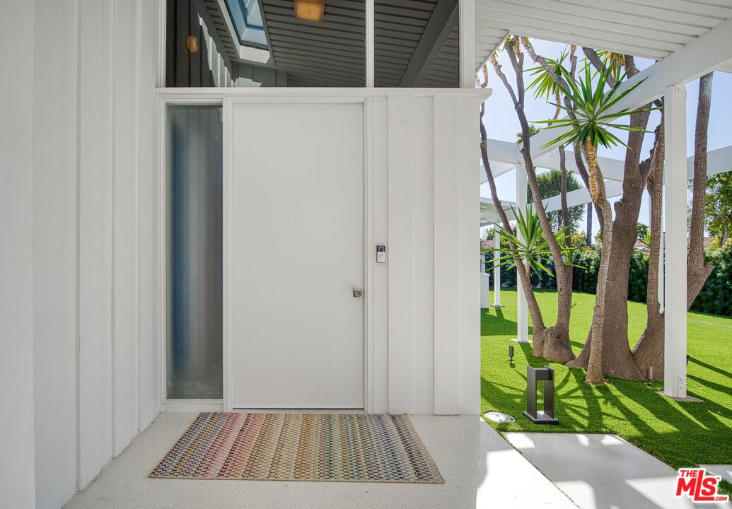 MLS #25588447 image #10