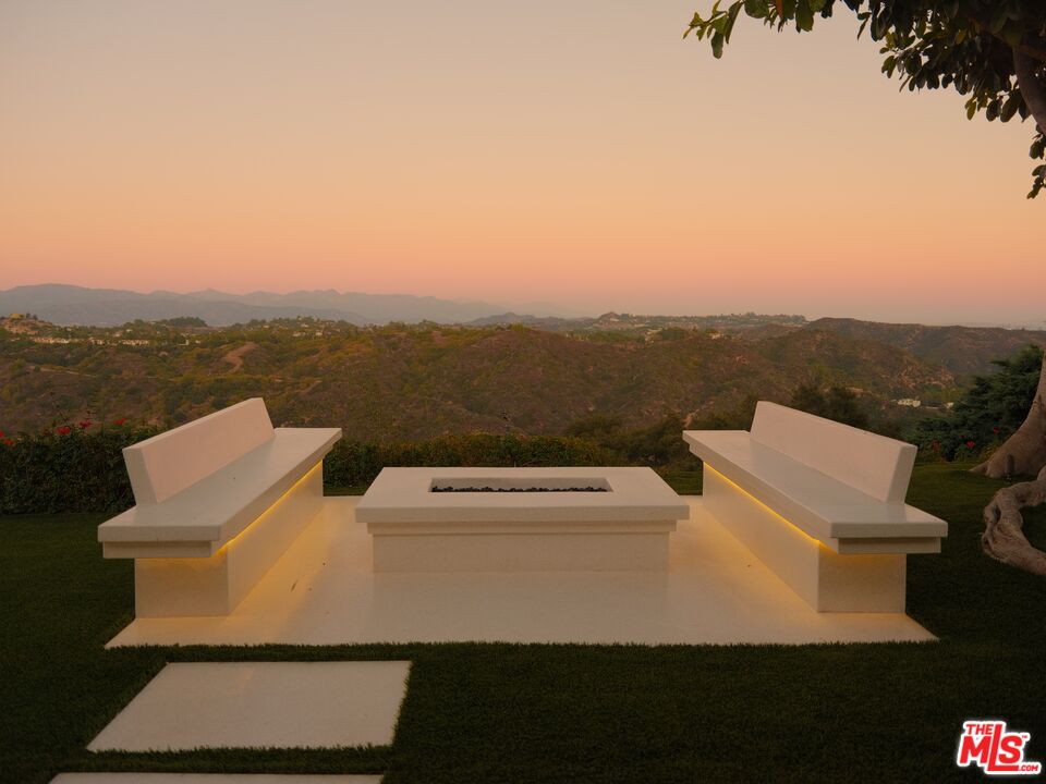 MLS #25588447 image #3