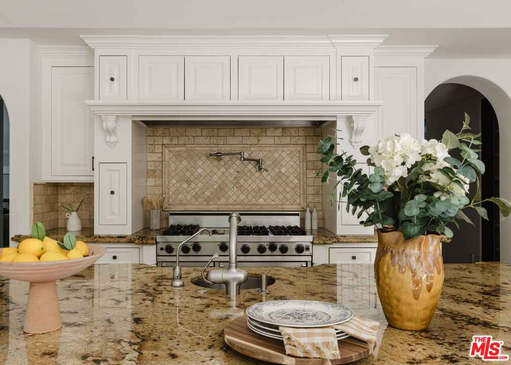 MLS #25588639 image #9