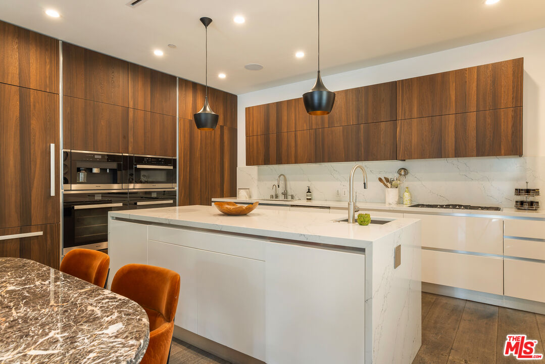 MLS #25589013 image #5