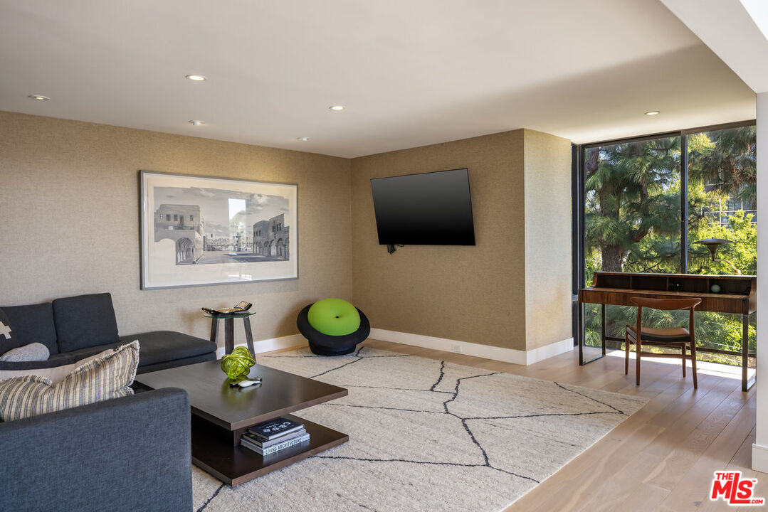 MLS #25589825 image #25