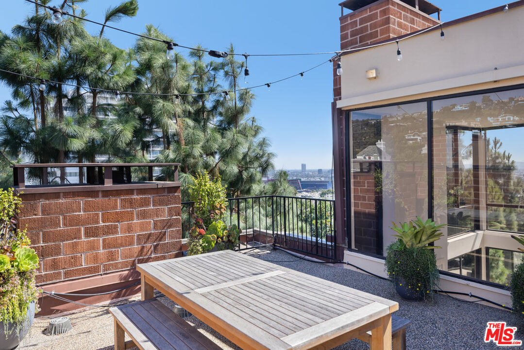 MLS #25589825 image #43