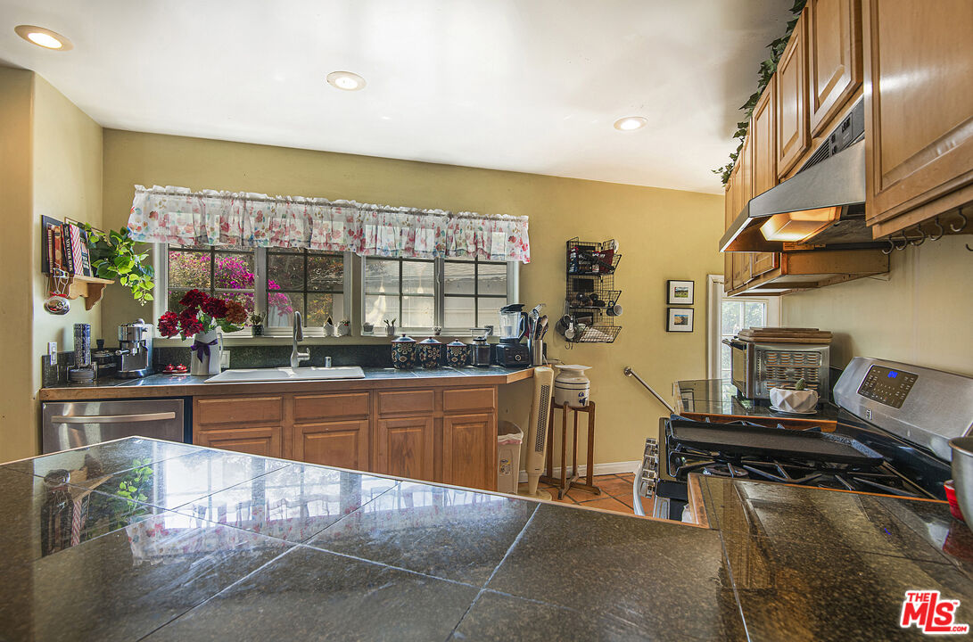 MLS #25590261 image #15