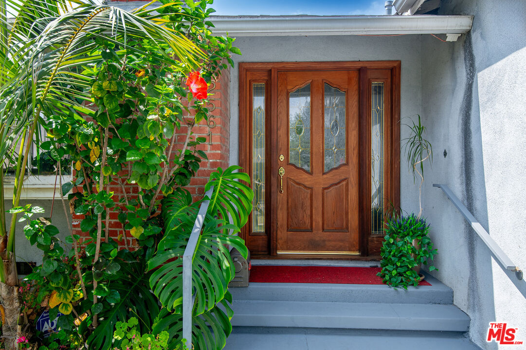 MLS #25590261 image #2