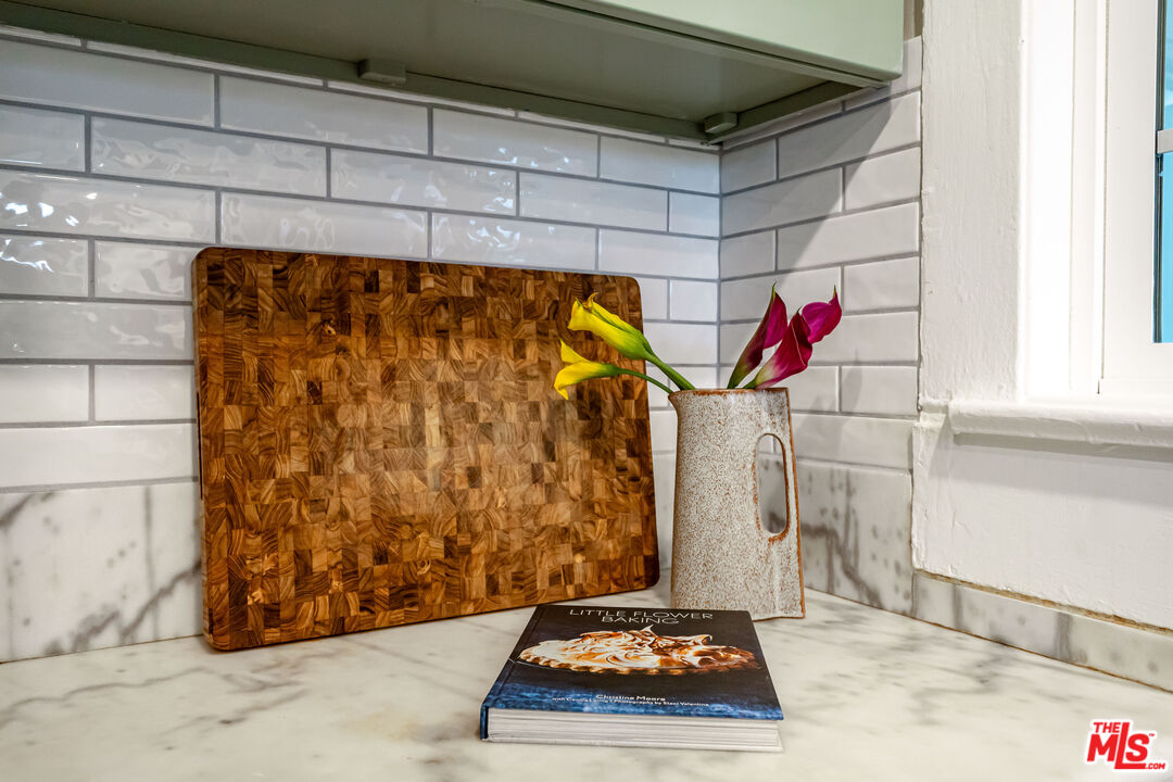 MLS #25590405 image #12