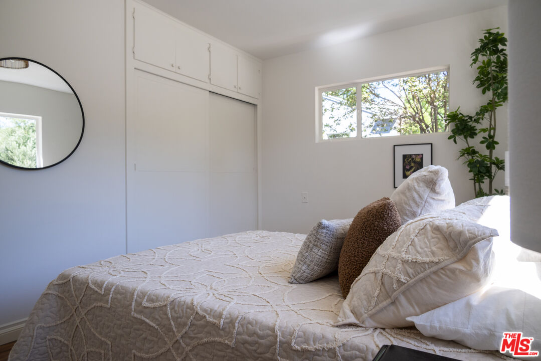 MLS #25590479 image #18