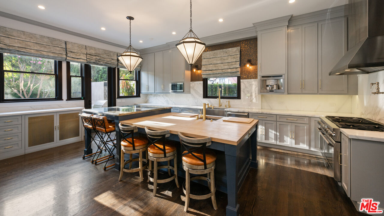 MLS #25590629 image #16