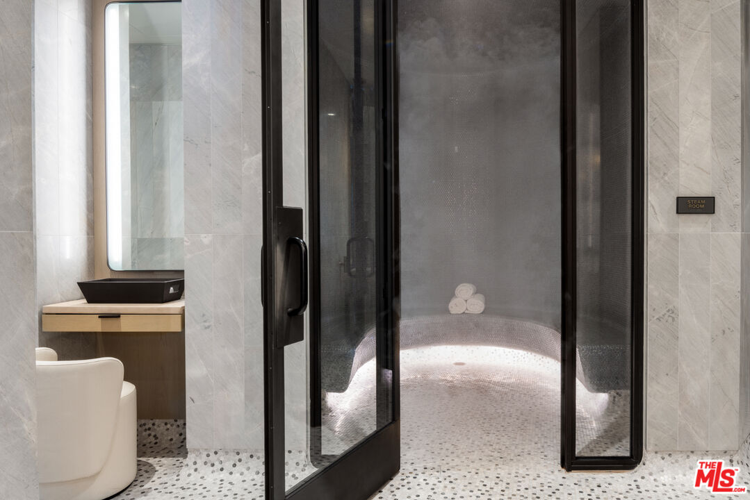 MLS #25591123 image #20