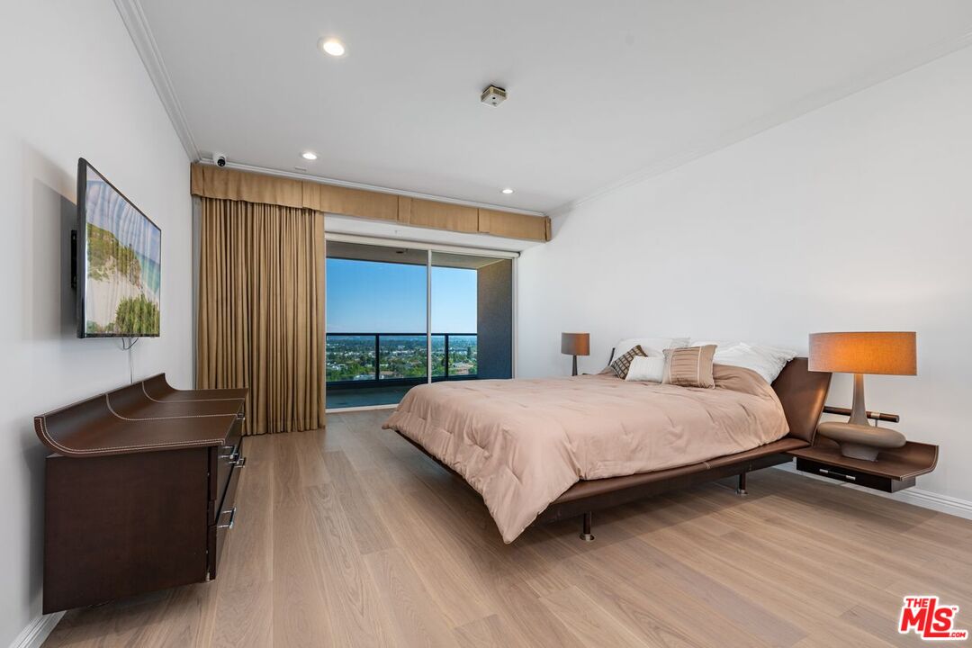 MLS #25591589 image #24