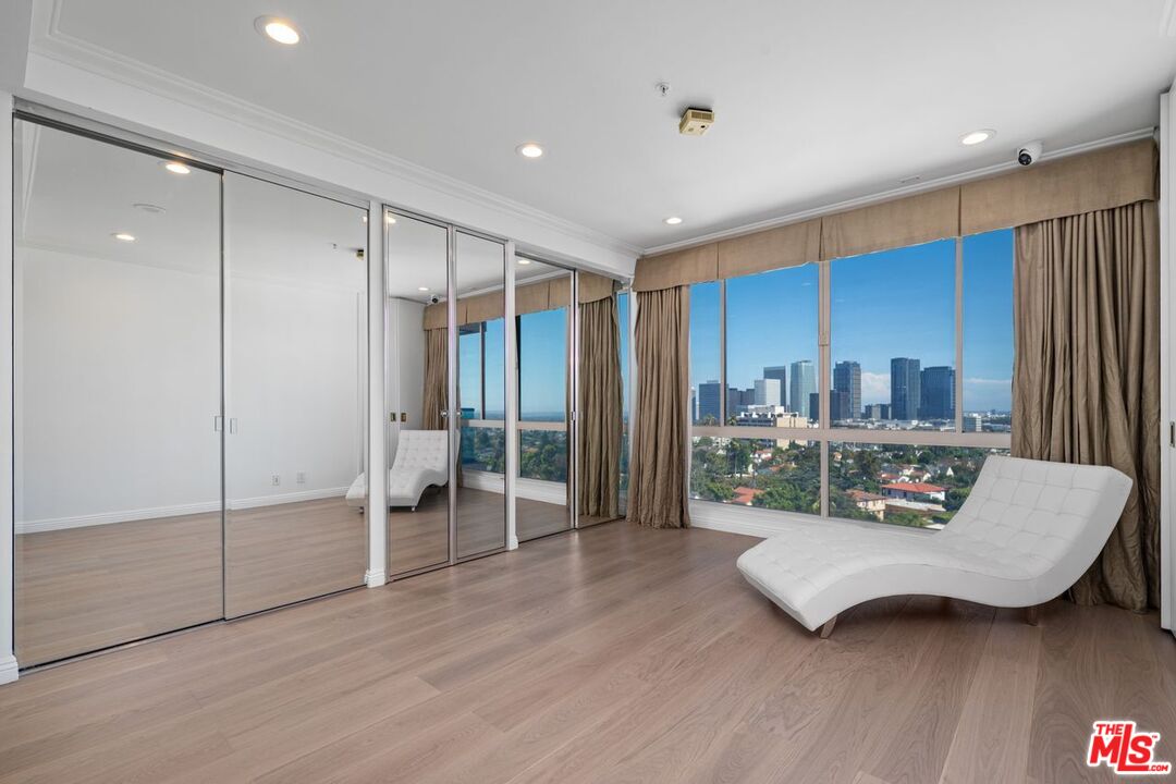 MLS #25591589 image #34