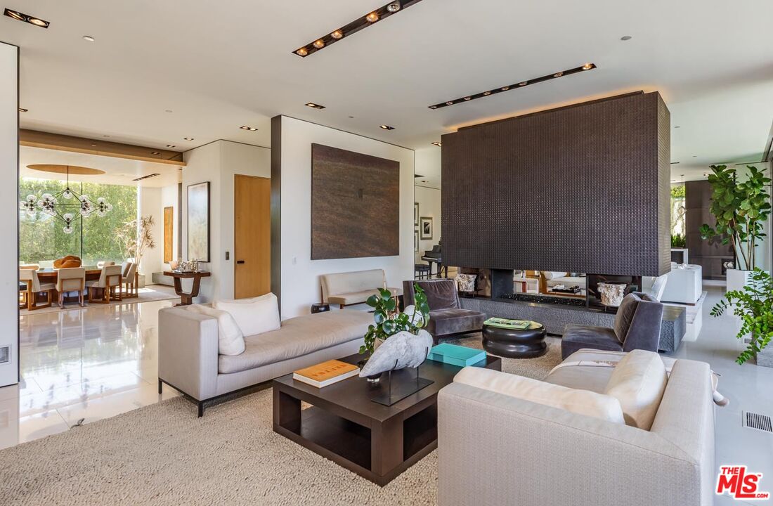 MLS #25591997 image #12