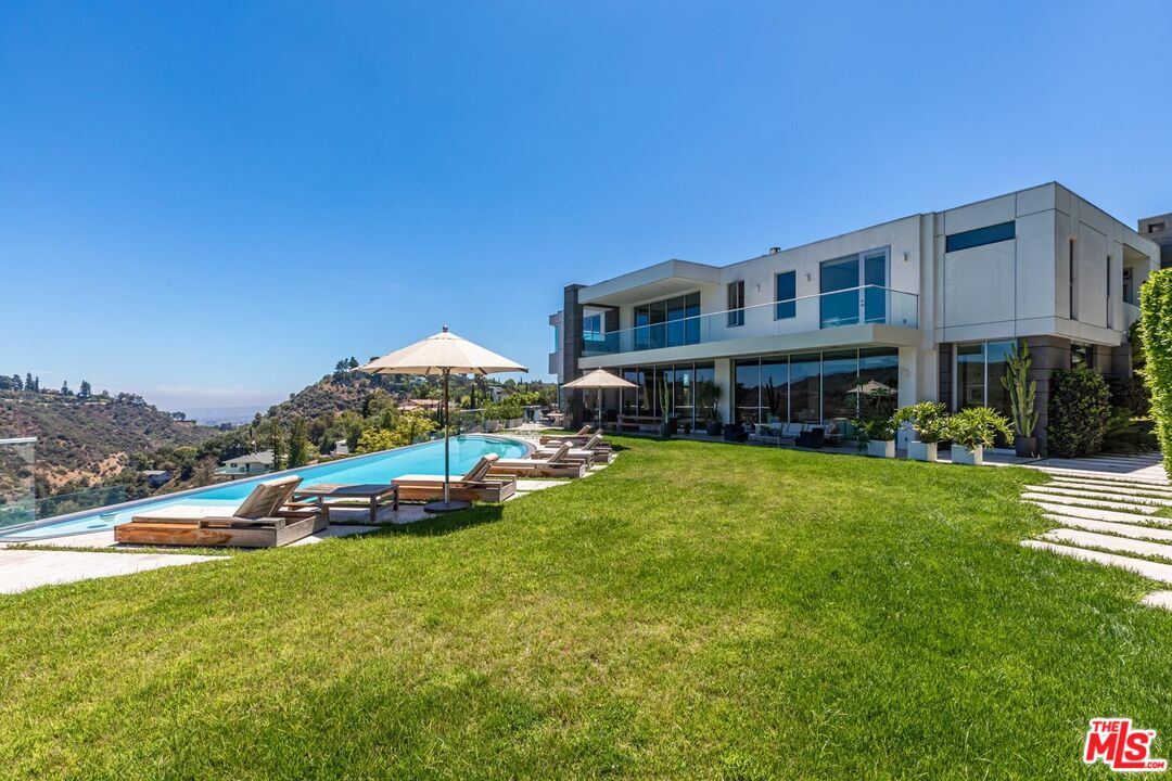 MLS #25591997 image #17