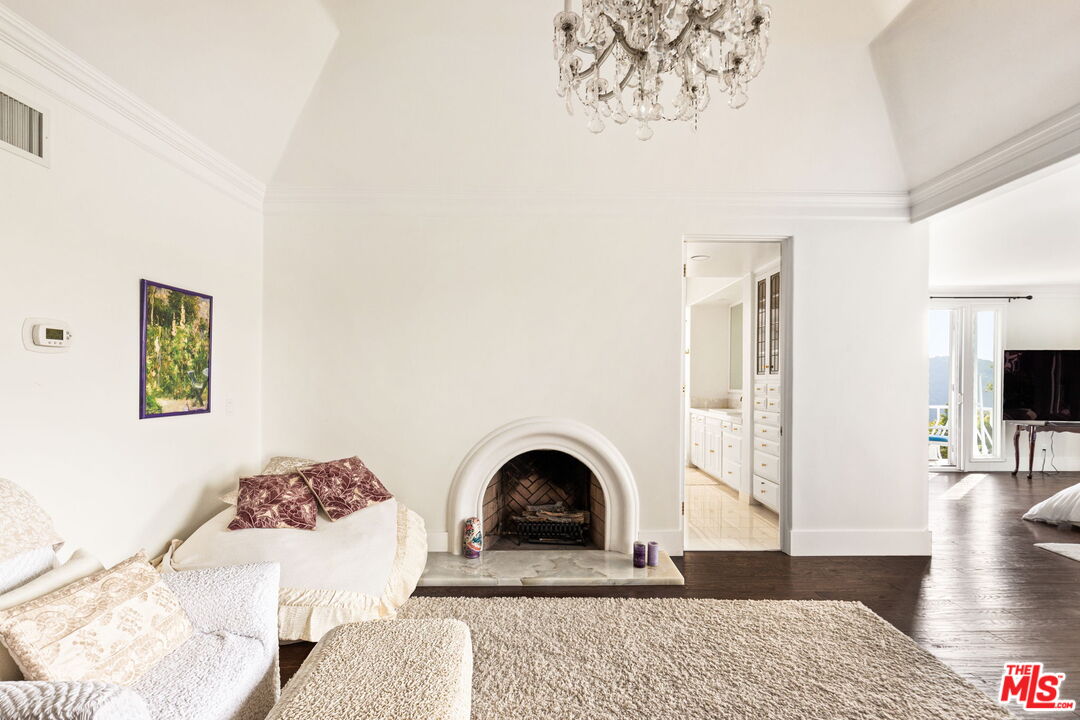 MLS #25592539 image #30