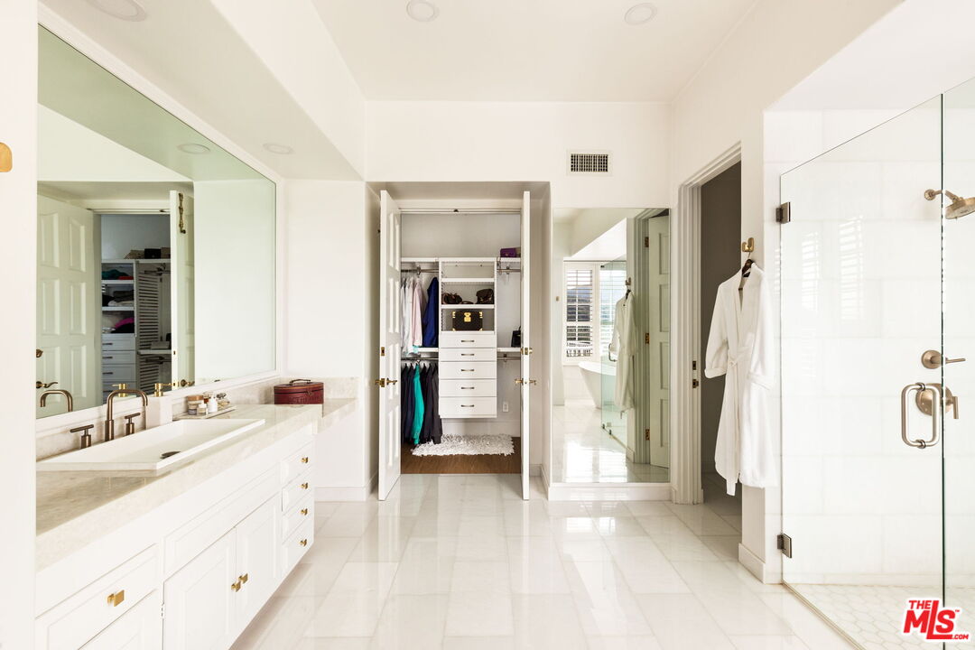 MLS #25592539 image #40