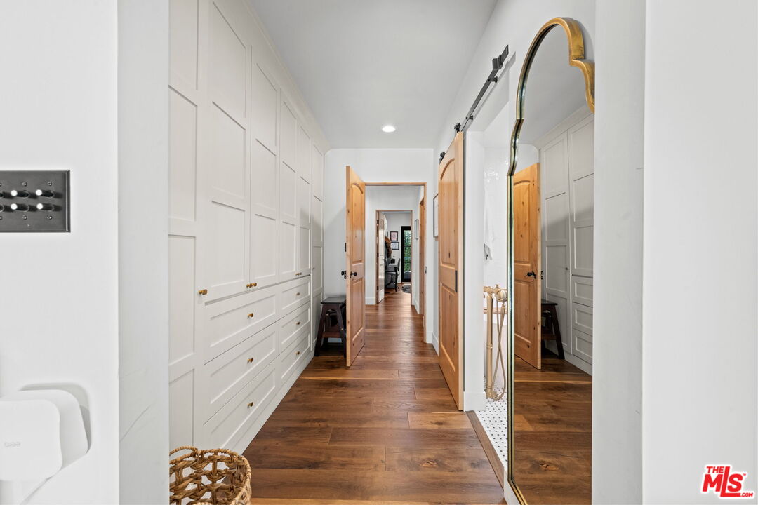 MLS #25592547 image #27