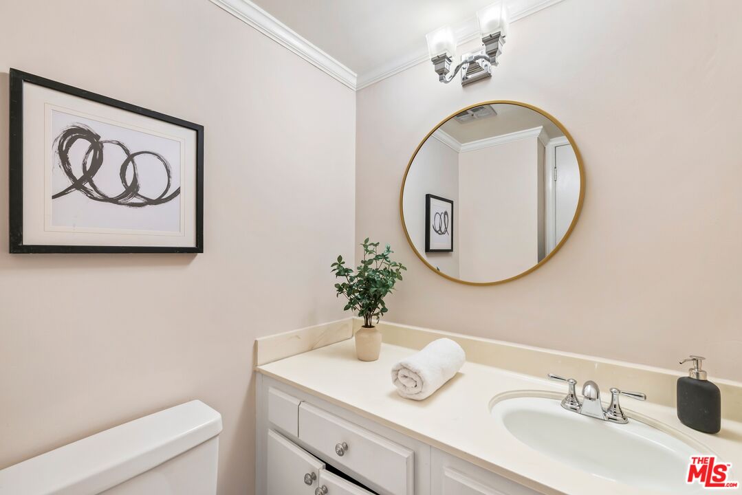 MLS #25592735 image #14