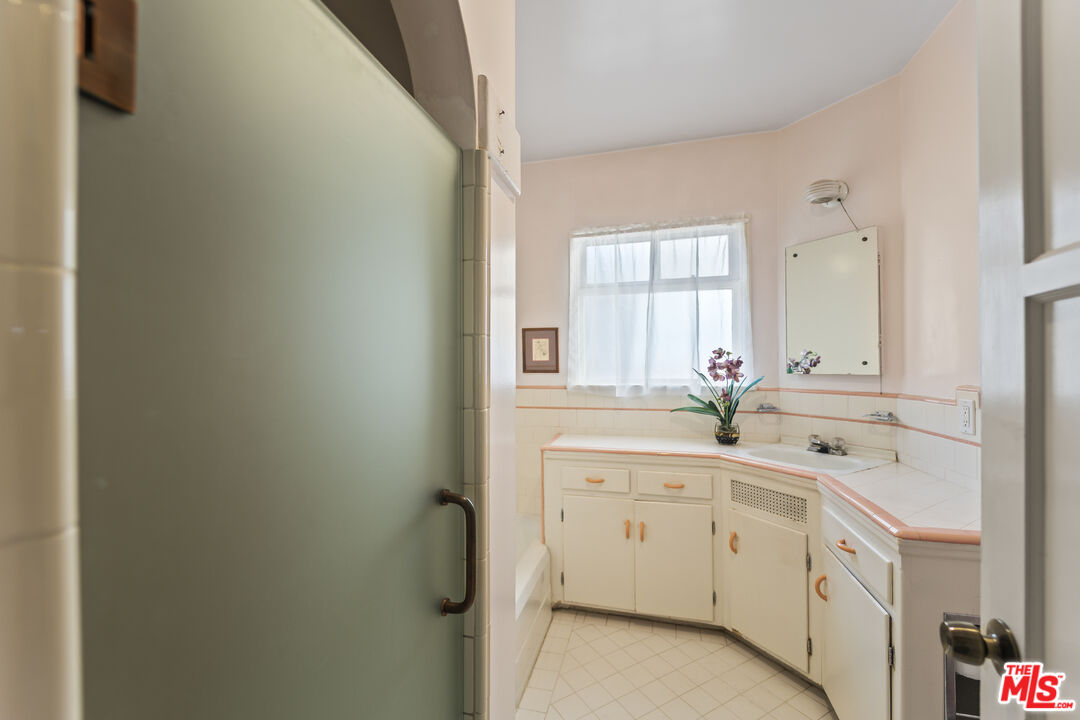 MLS #25592791 image #8