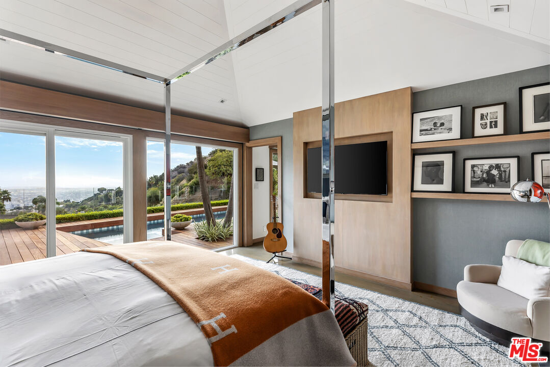 MLS #25593081 image #23