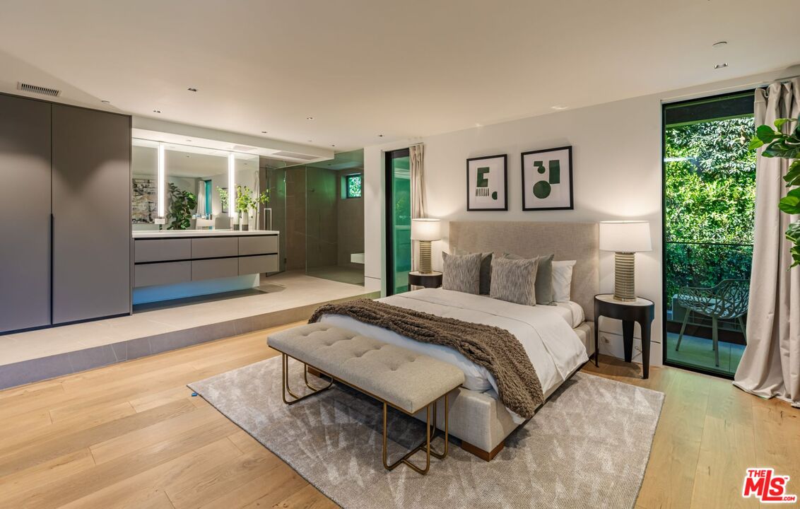 MLS #25593937 image #20